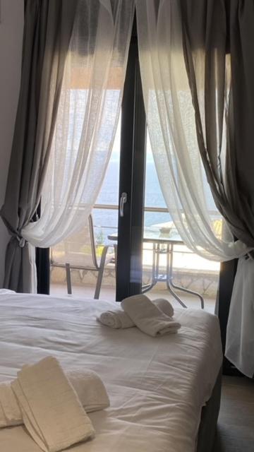 Appartamento Afytos Sea View Esterno foto